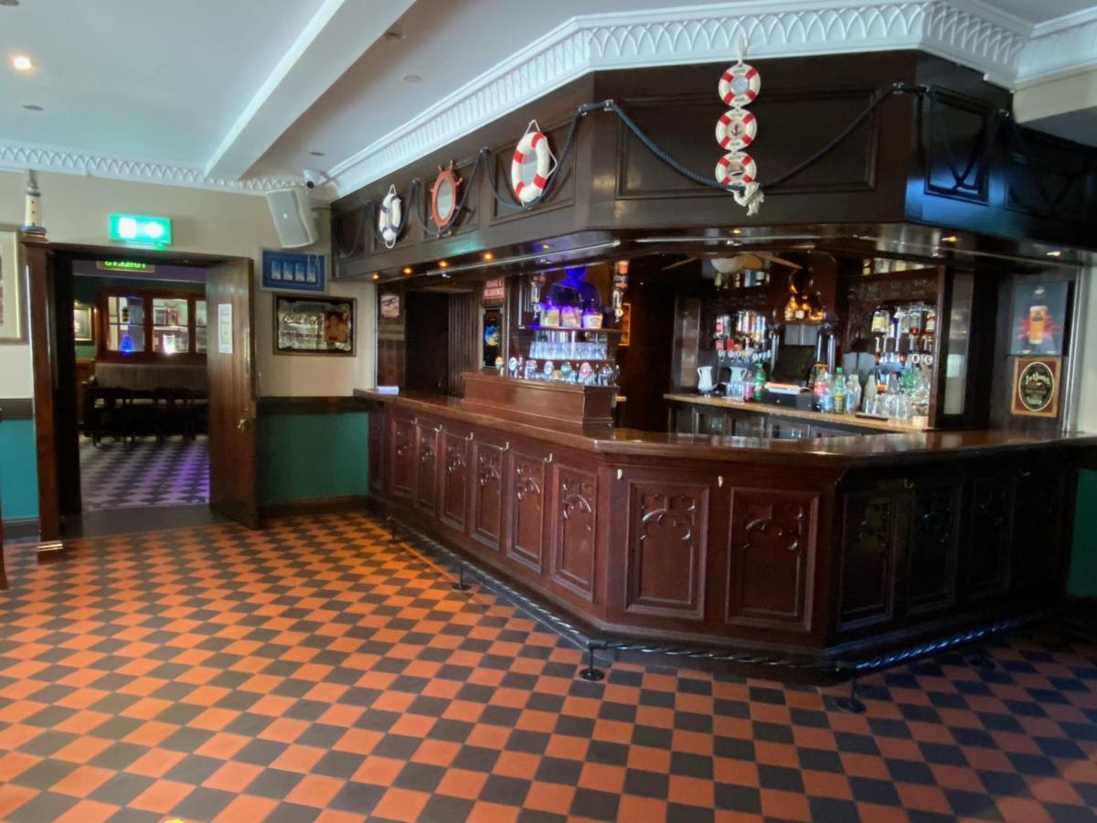 O'Shea'S Hotel Tramore Exteriör bild